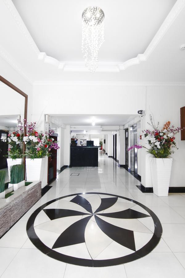 Hotel Flor De Liz Guayaquil Exteriör bild