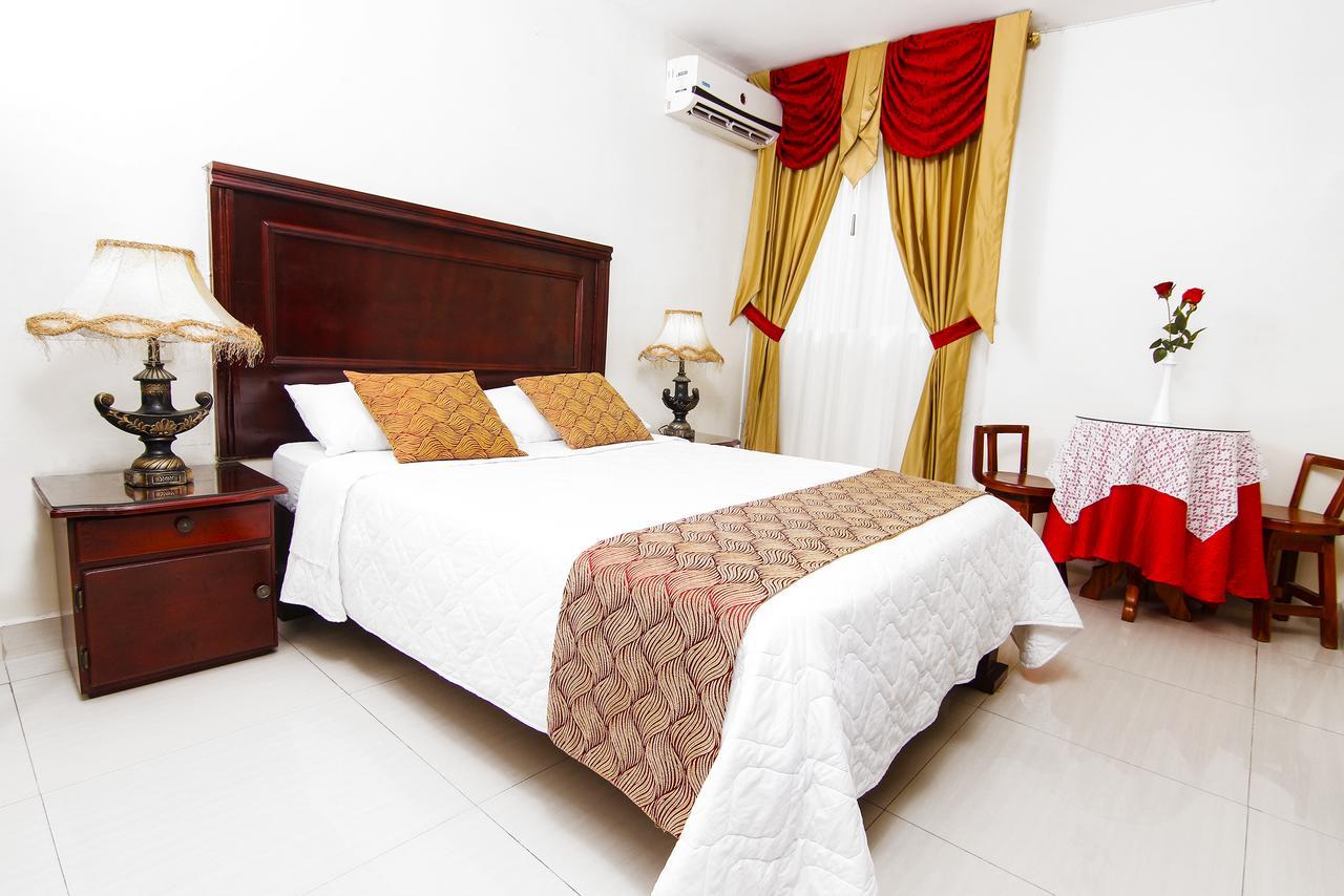 Hotel Flor De Liz Guayaquil Exteriör bild